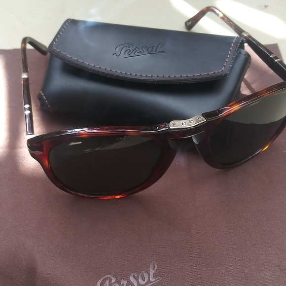 Designer sunglasses - Picture 9 of 9